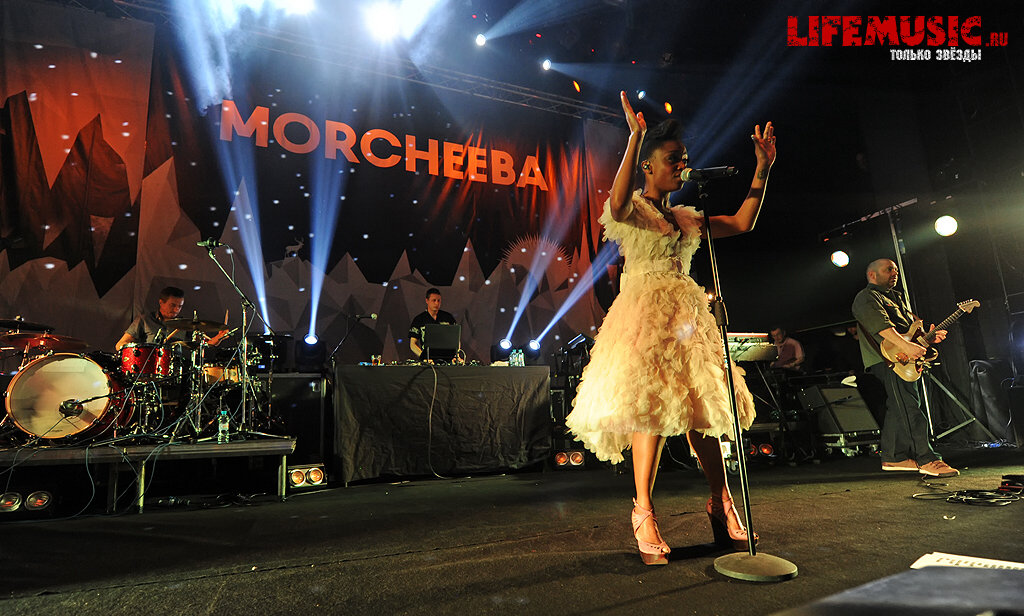 Фото 14. Концерт группы Morcheeba в Москве в 2014 году.