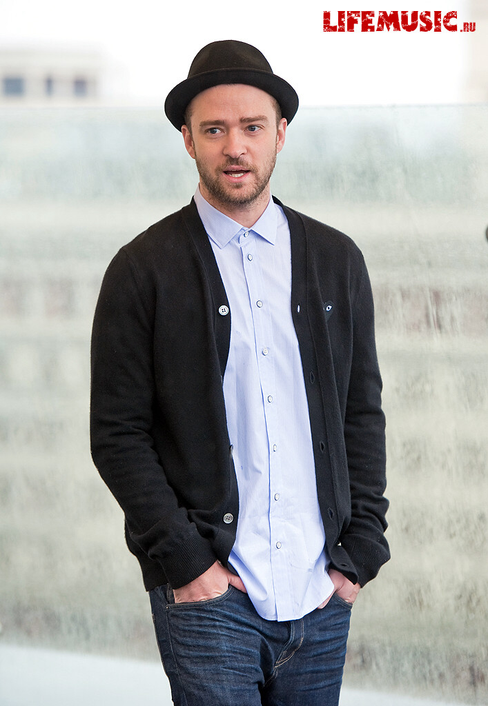  9. Justin Timberlake ( )      VA-ʻ
