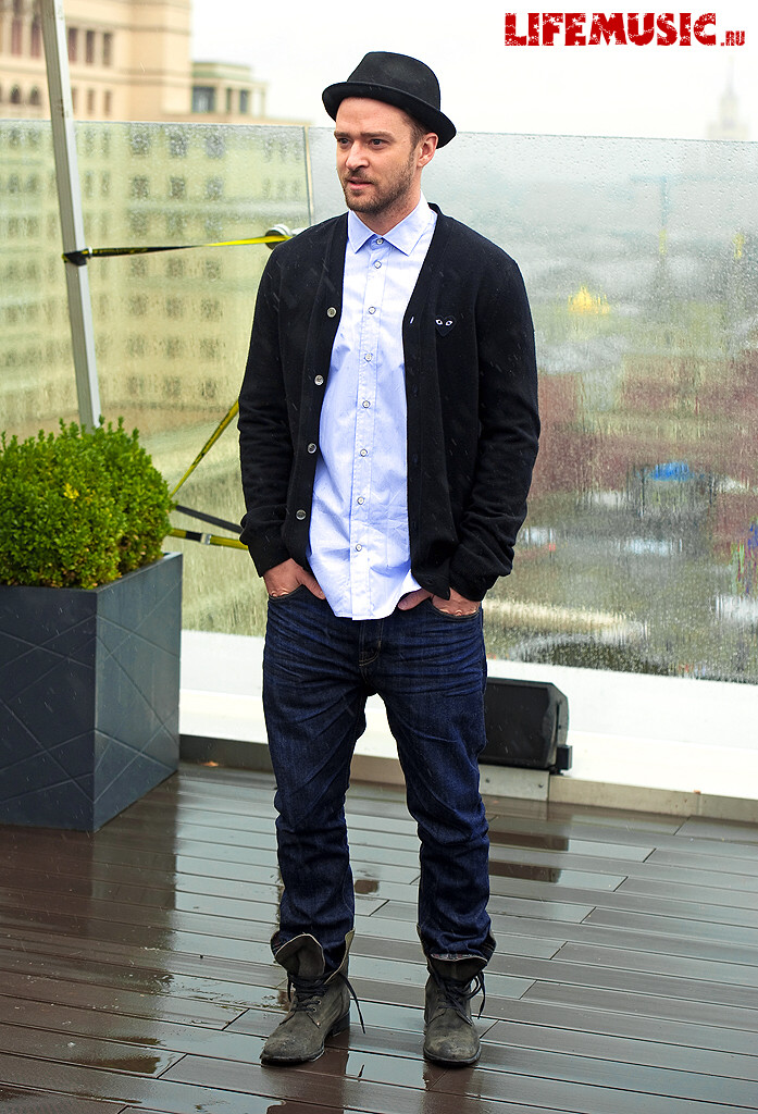  11. Justin Timberlake ( )      VA-ʻ