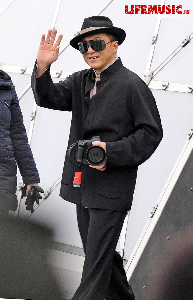  1.   (Jackie Chan)        3:   6  2012 