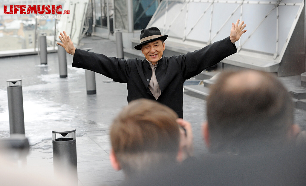  5.   (Jackie Chan)        3:   6  2012 