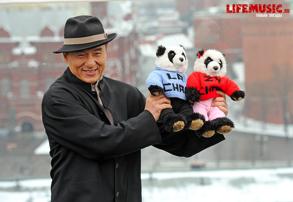  29.   (Jackie Chan)        3:   6  2012 