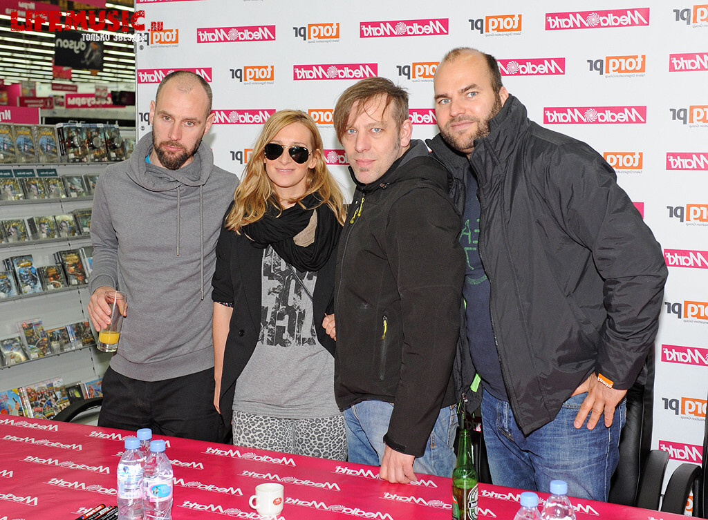  1. -  Guano Apes  .