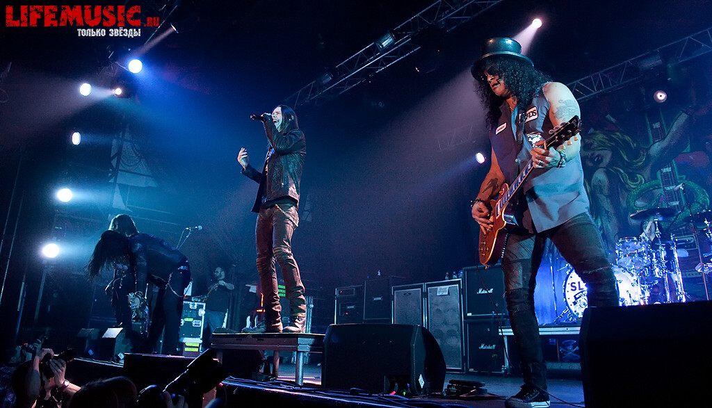  20.  Slash feat. Myles Kennedy and The Conspirators  . 16  2013 .  .