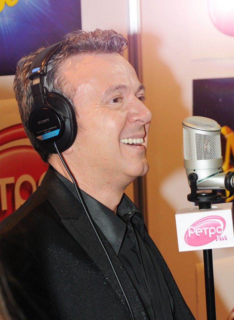  39.      FM  2011 