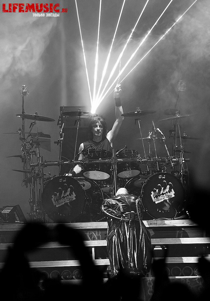  34.  Judas Priest  . Stadium Live. 18  2012 .