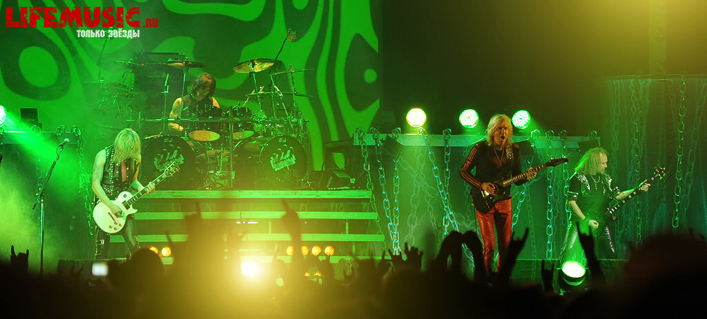  46.  Judas Priest  . Stadium Live. 18  2012 .
