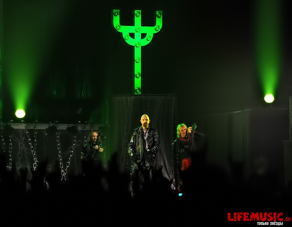  49.  Judas Priest  . Stadium Live. 18  2012 .