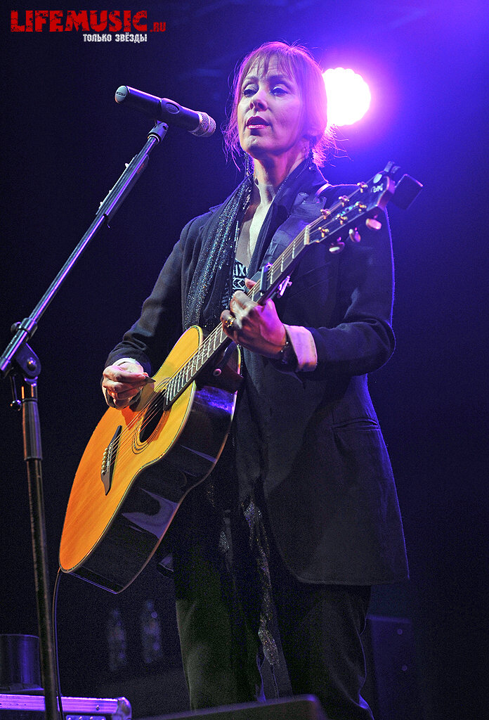 33.  Suzanne Vega  .  Arena Moscow. 18  2013 .