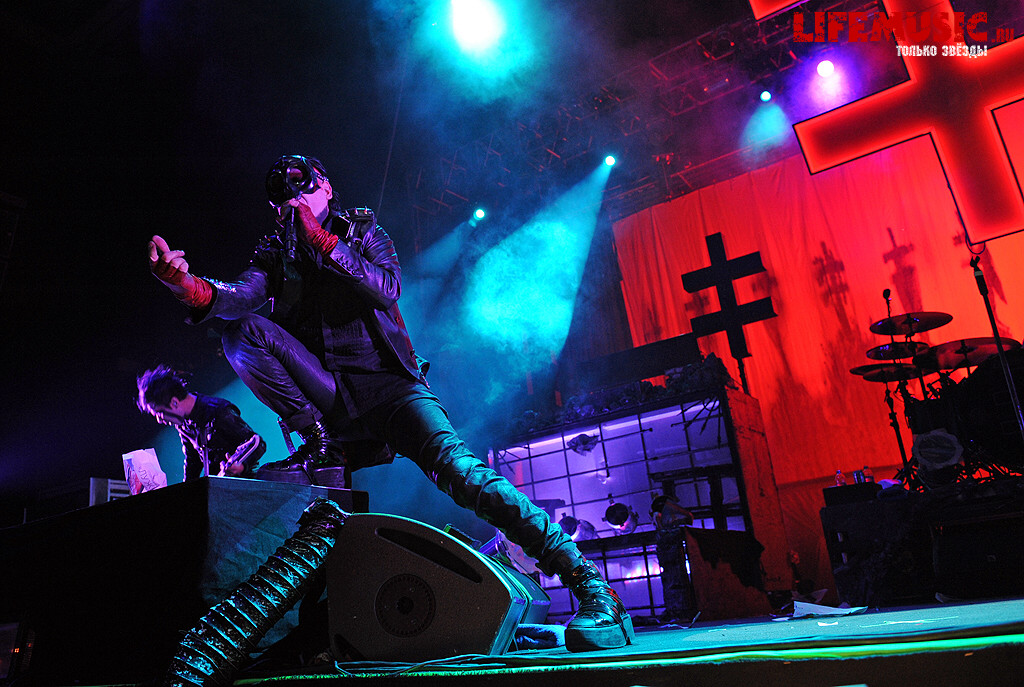  10.  Marilyn Manson  . 18  2012 .  .