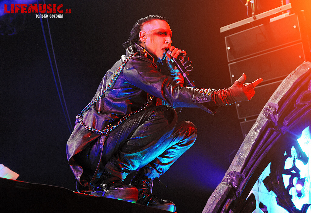  12.  Marilyn Manson  . 18  2012 .  .