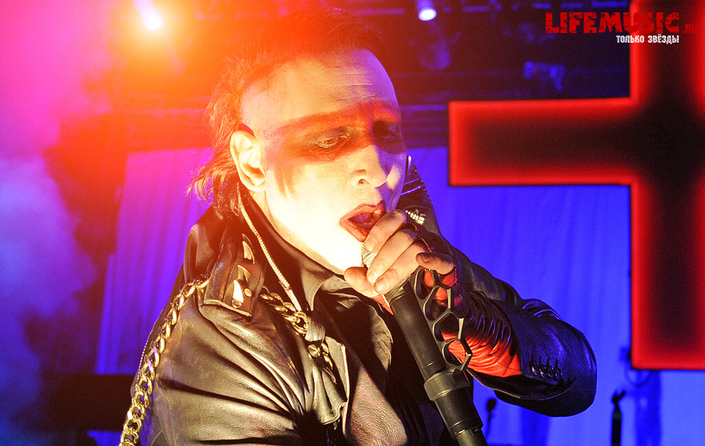  20.  Marilyn Manson  . 18  2012 .  .