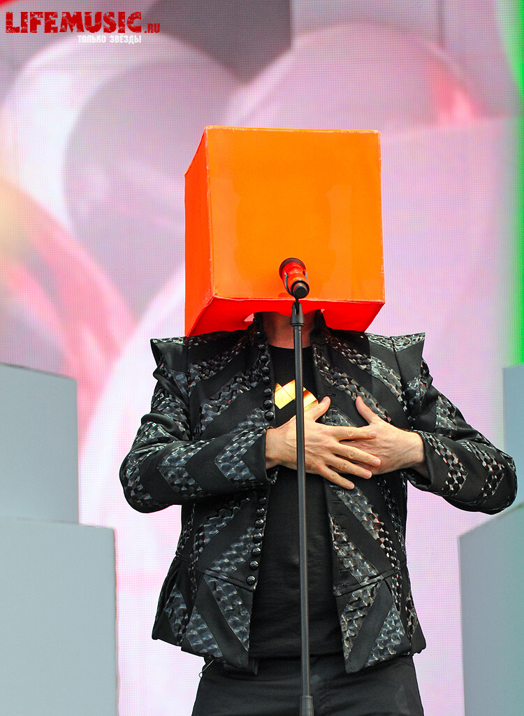  4.  Pet Shop Boys  . . 21  2012 .