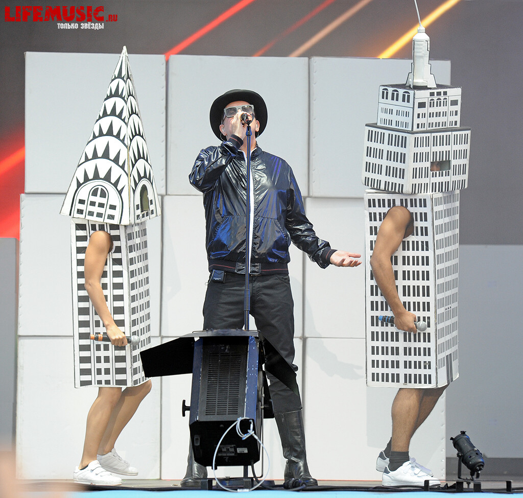  35.  Pet Shop Boys  . . 21  2012 .