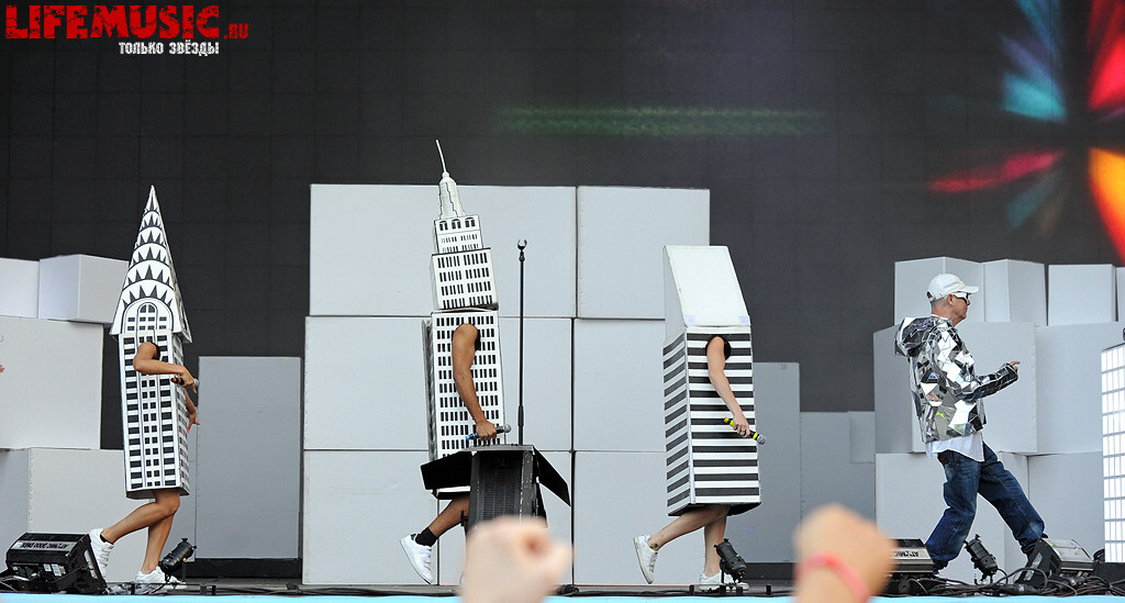  40.  Pet Shop Boys  . . 21  2012 .