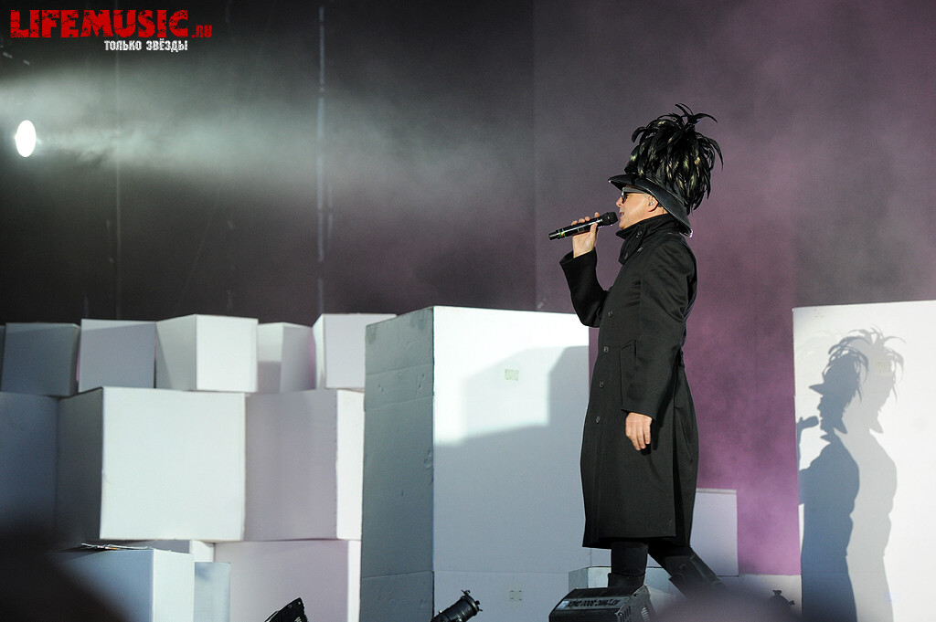  124.  Pet Shop Boys  . . 21  2012 .