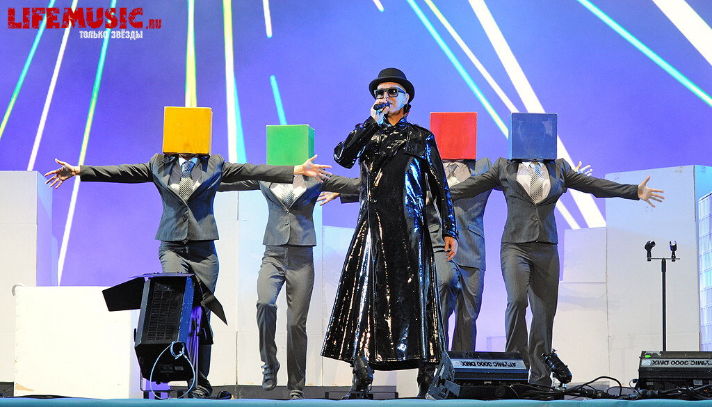  129.  Pet Shop Boys  . . 21  2012 .