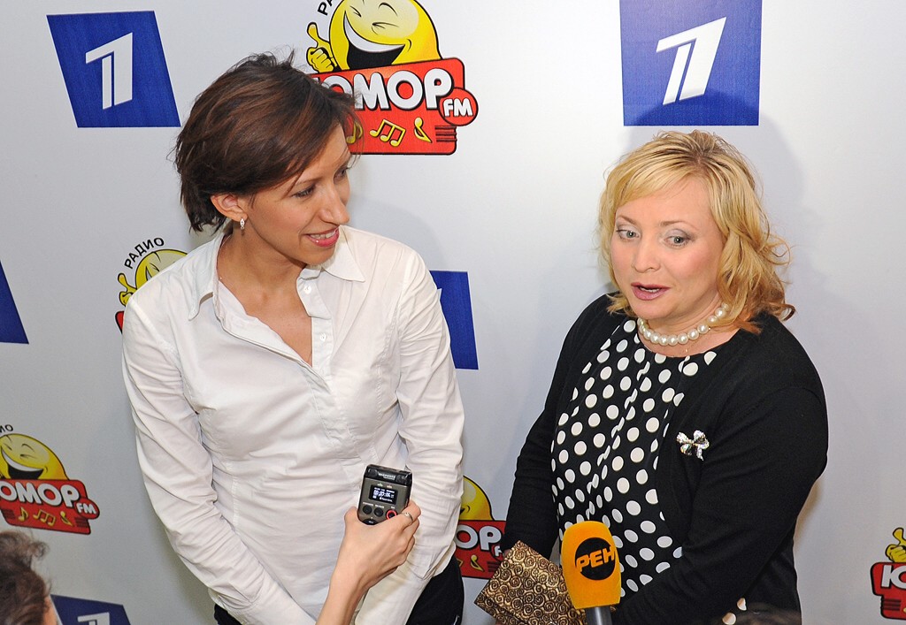  4.     FM   2011  .