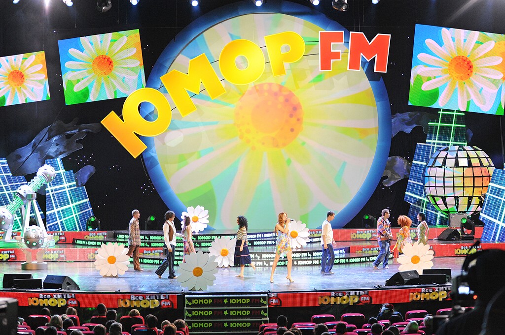  101.     FM   2011  .