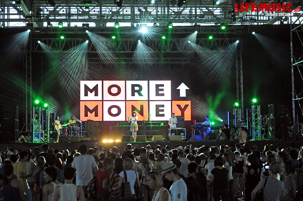  23.  Moremoney   Park Live. 30  2013 .