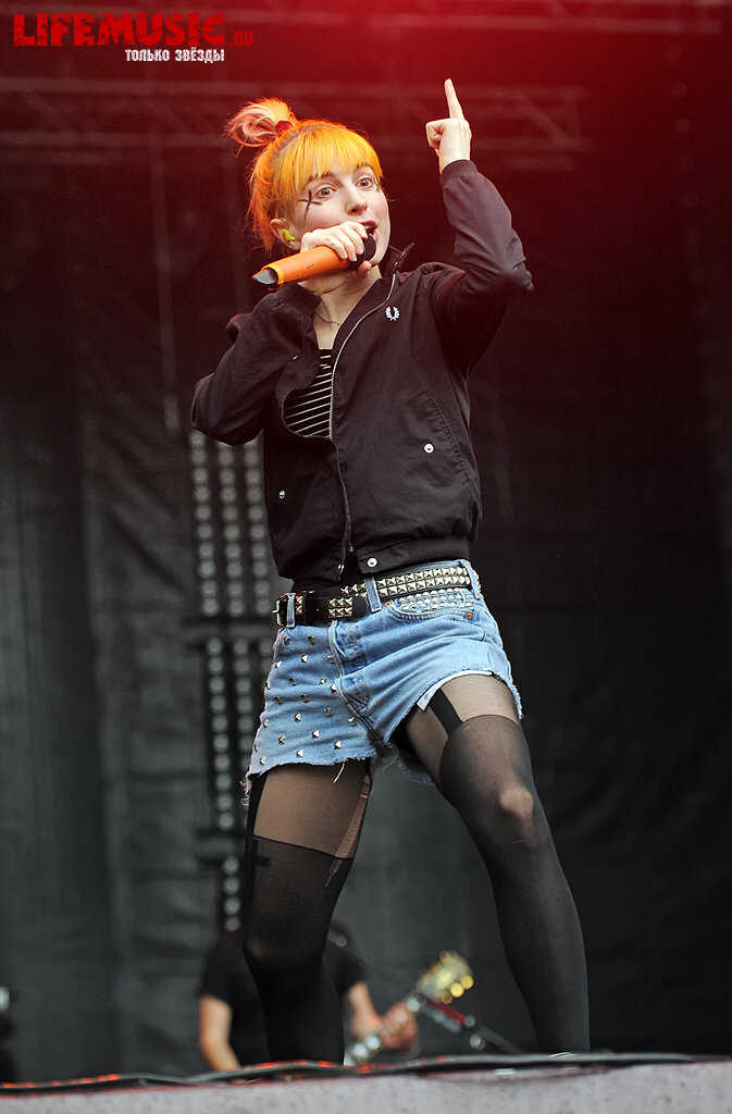  36.  Paramore   Park Live. 30  2013 .