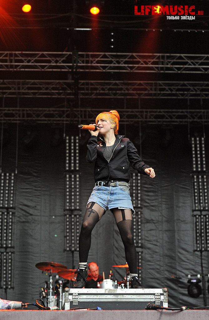  45.  Paramore   Park Live. 30  2013 .