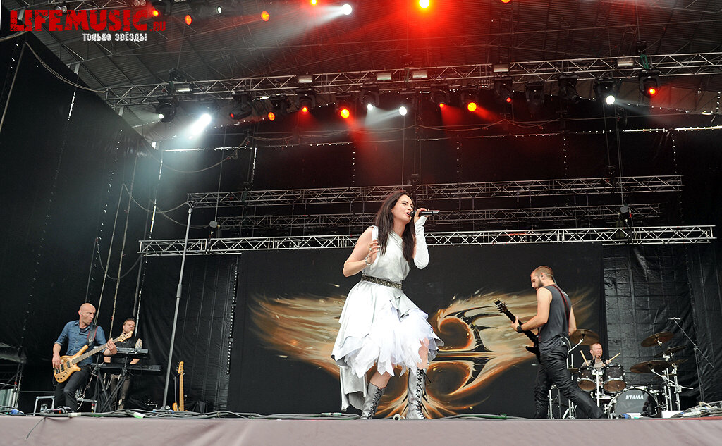 53.  Within Temptation   Park Live. 30  2013 .