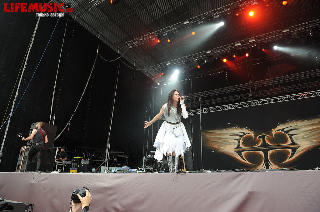  56.  Within Temptation   Park Live. 30  2013 .