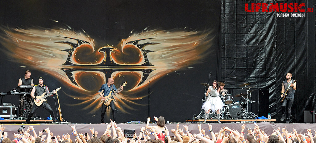  85.  Within Temptation   Park Live. 30  2013 .
