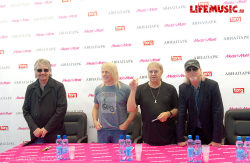 Автограф-сессия Deep Purple в Media Markt