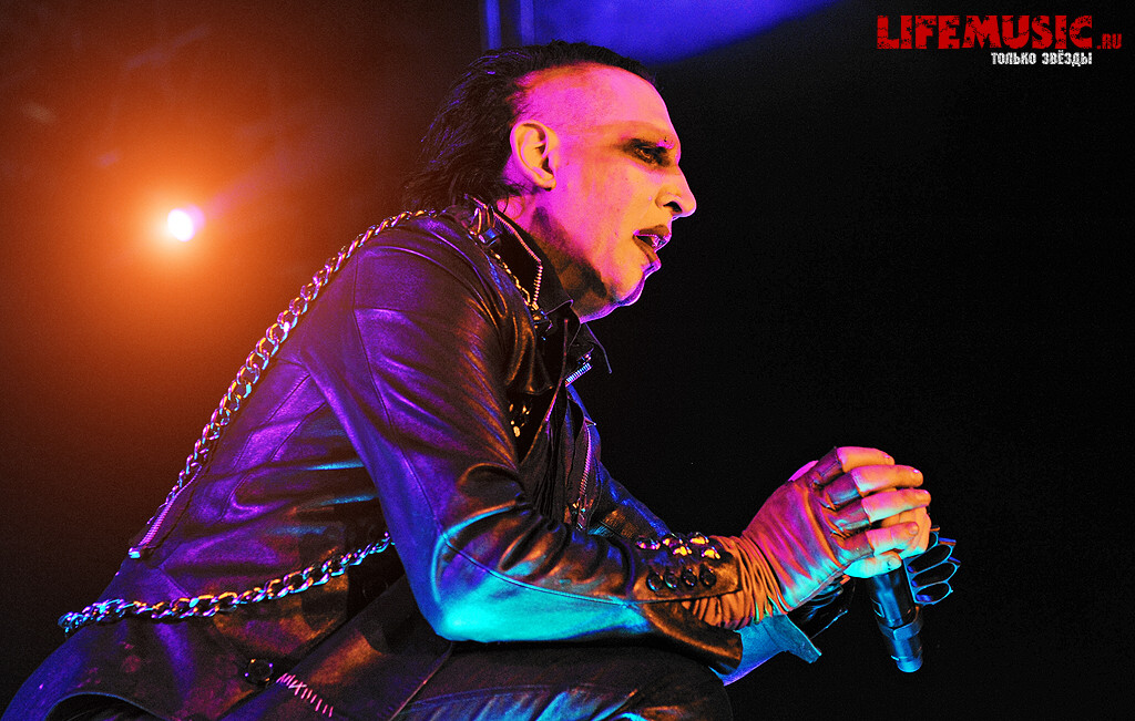  22.  Marilyn Manson  . 18  2012 .  .