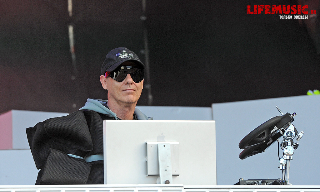  6.  Pet Shop Boys  . . 21  2012 .