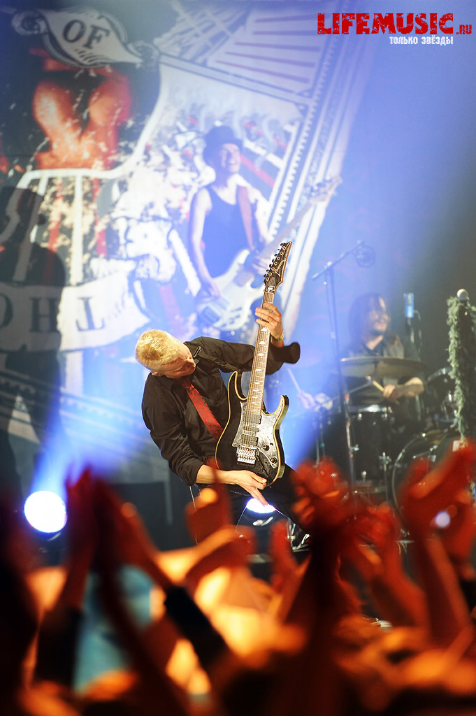  49.  Poets Of The Fall  .   (Arena Moscow). 24  2012 .