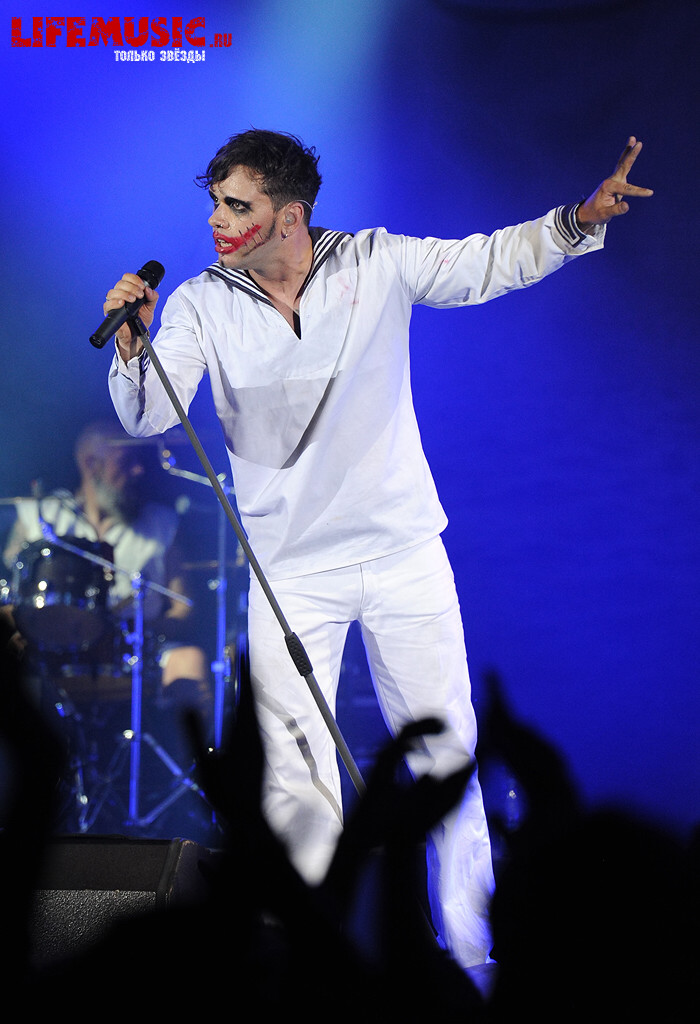  33.  Oomph!  .   (Arena Moscow). 24  2012 .
