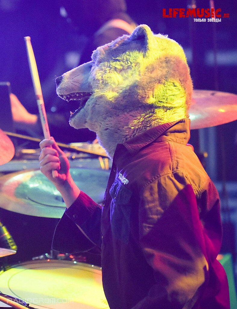  9   Man With A Mission    Ray Just Arena 29  2015